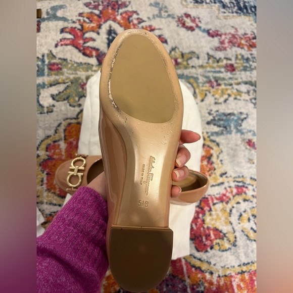 Salvatore Ferragamo Garda Flats with iconic logo - Picture 3 of 6